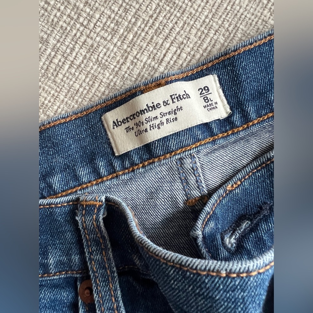 Abercrombie Slim Straight Jeans 29L